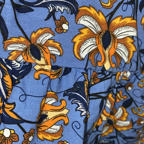 Zara | NWOT: Woman’s Floral Print Ruffle Peplum Style Shirt - Size Small - Picture 5 of 12